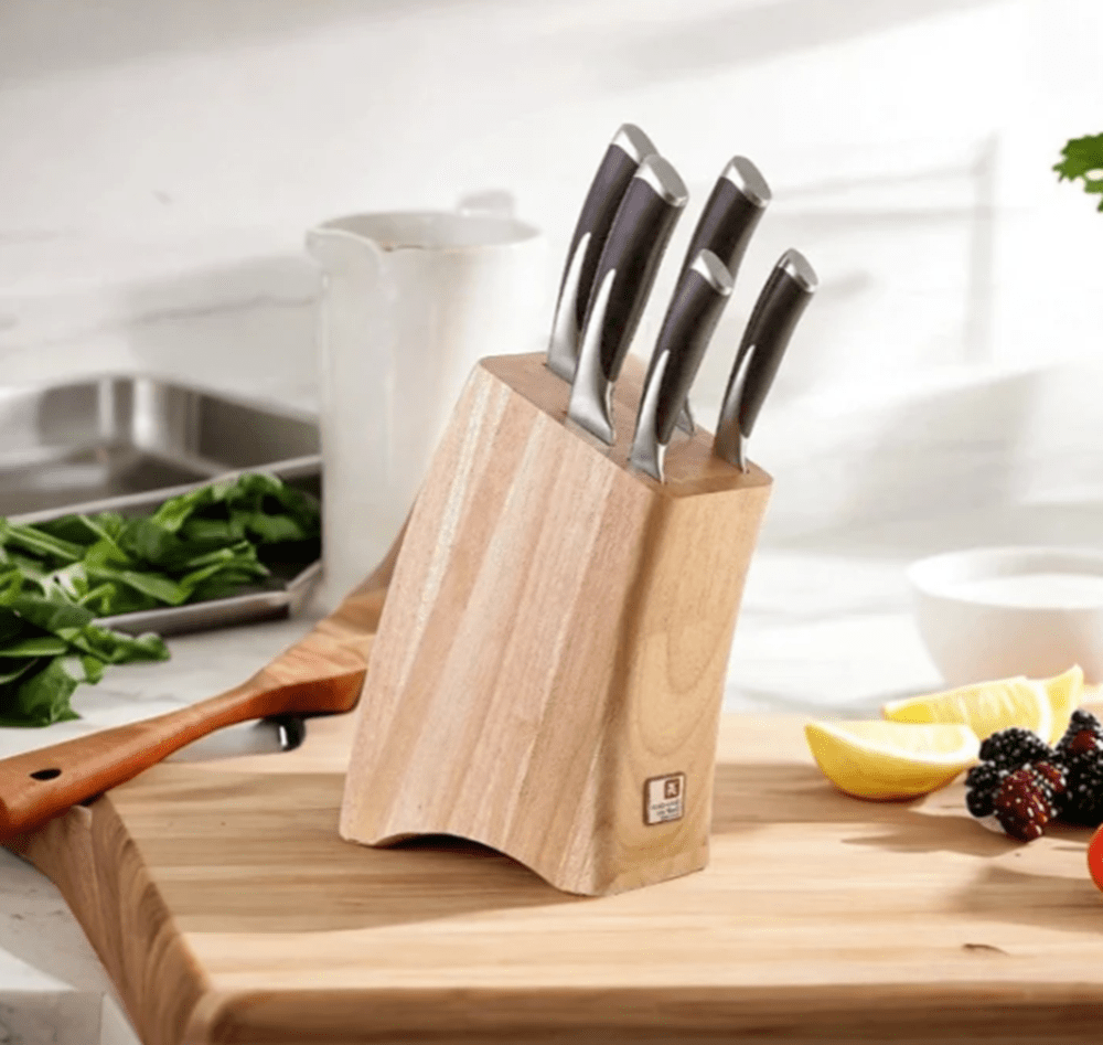 RICHARDSON SHEFFIELD - KNIVES & CUTTING BOARD - Metro Singapore Departmental Store - Celebrating 69 Years in SG