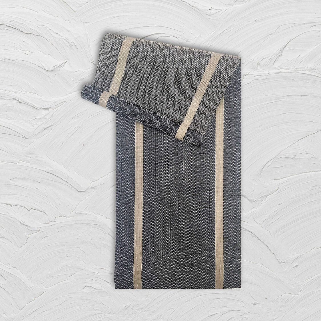 J. Rapee Scroll Tablerunner Brown