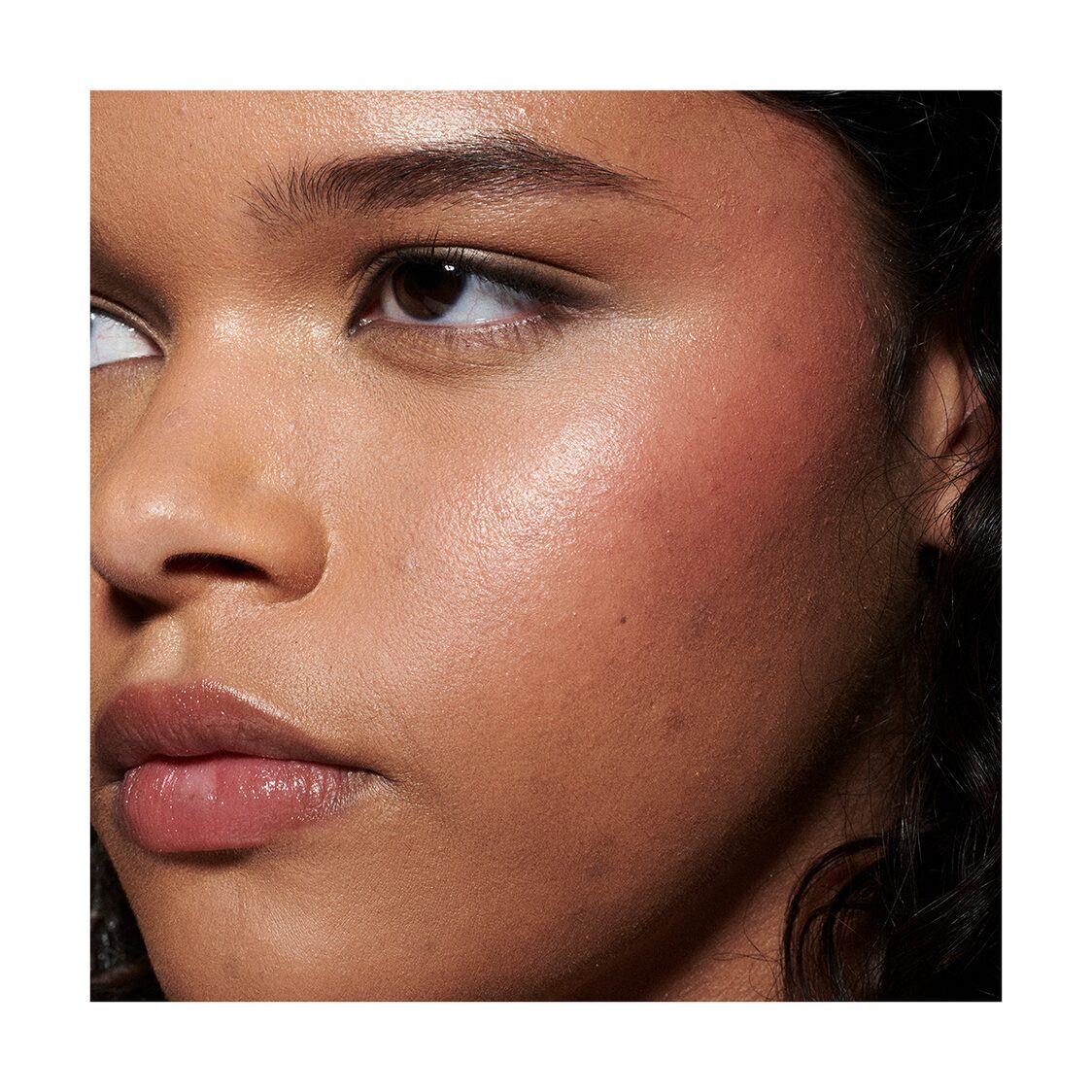 MAC Strobe Beam Liquid Blush