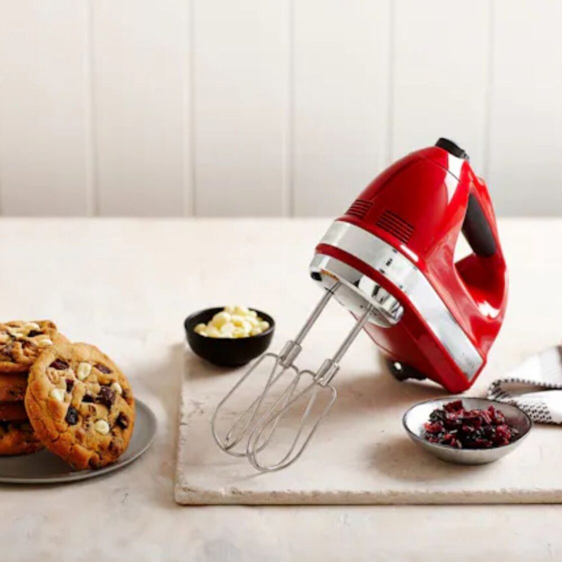 Kitchenaid 9 Speed Hand Mixer - Empire Red (5KHM9212BER)