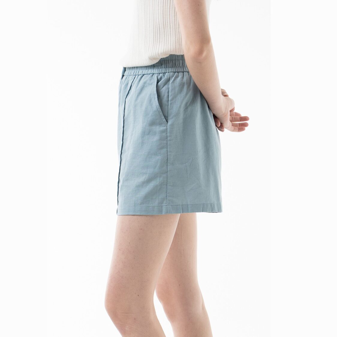 K/Woods Essential Linen Shorts in Teal Blue