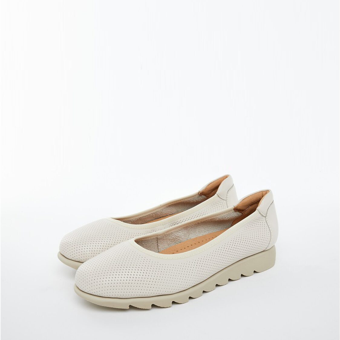 Barani 8938-48 Leather Pumps/Ballet Flats Bone (Perforated)