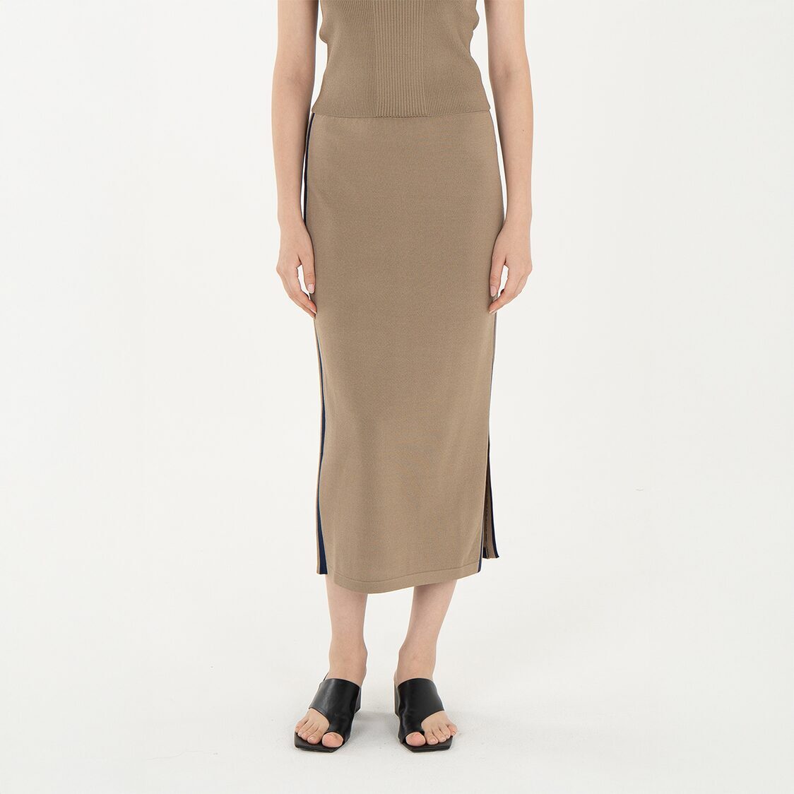 K/Woods Ice Cool Sleek Utility Skirt in Camel