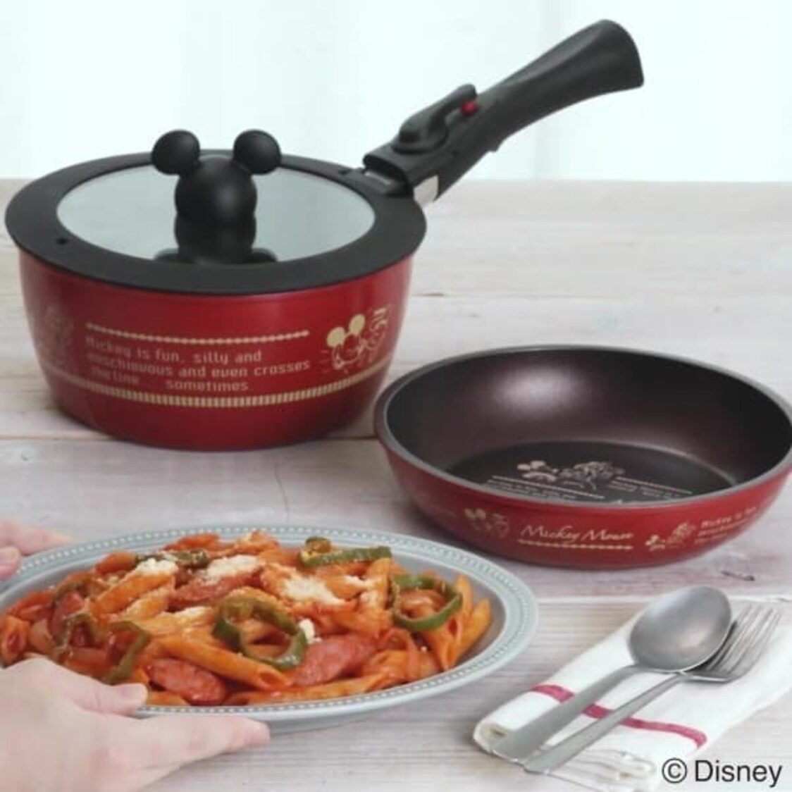 SKATER Mickey IH 20cm Pot & 20cm Fry pan with Detachable Handle/ Non-stick/ Diamond Coating - Genuine Disney Product