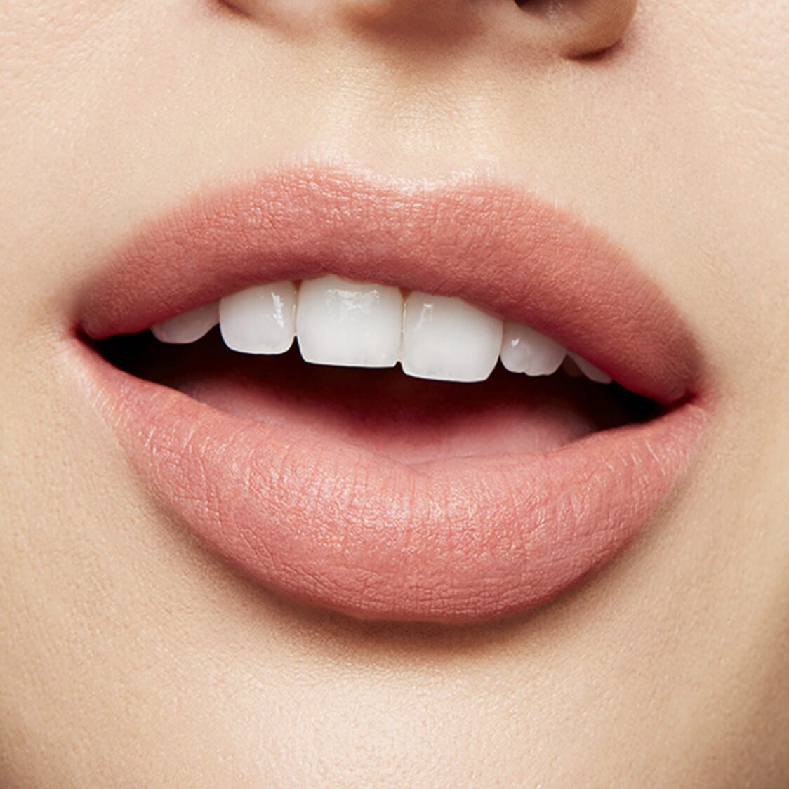 MAC Powder Kiss Liquid Lipcolour