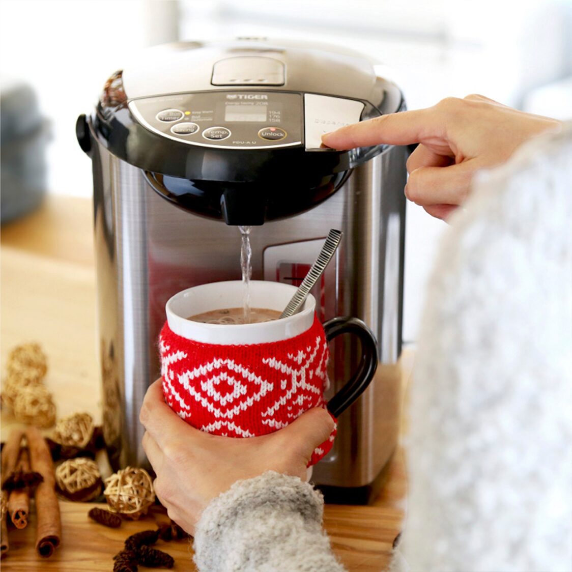 TIGER Electric Water Heater 4.0L / Free: Citric Acid Airpot Cleaner (PDU-A40S & PKS-0120)