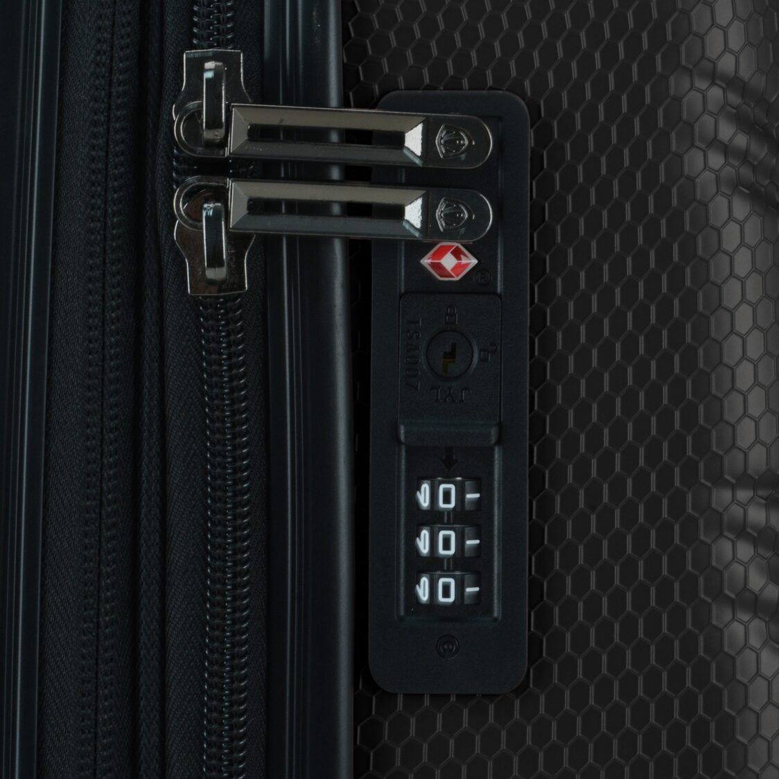 Traveler's Choice Beauvais Set