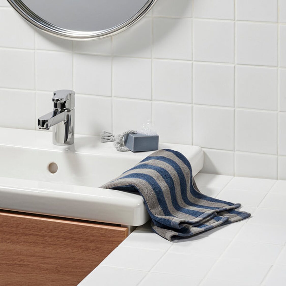 Jaju Stripe Cotton Face Towel Navy