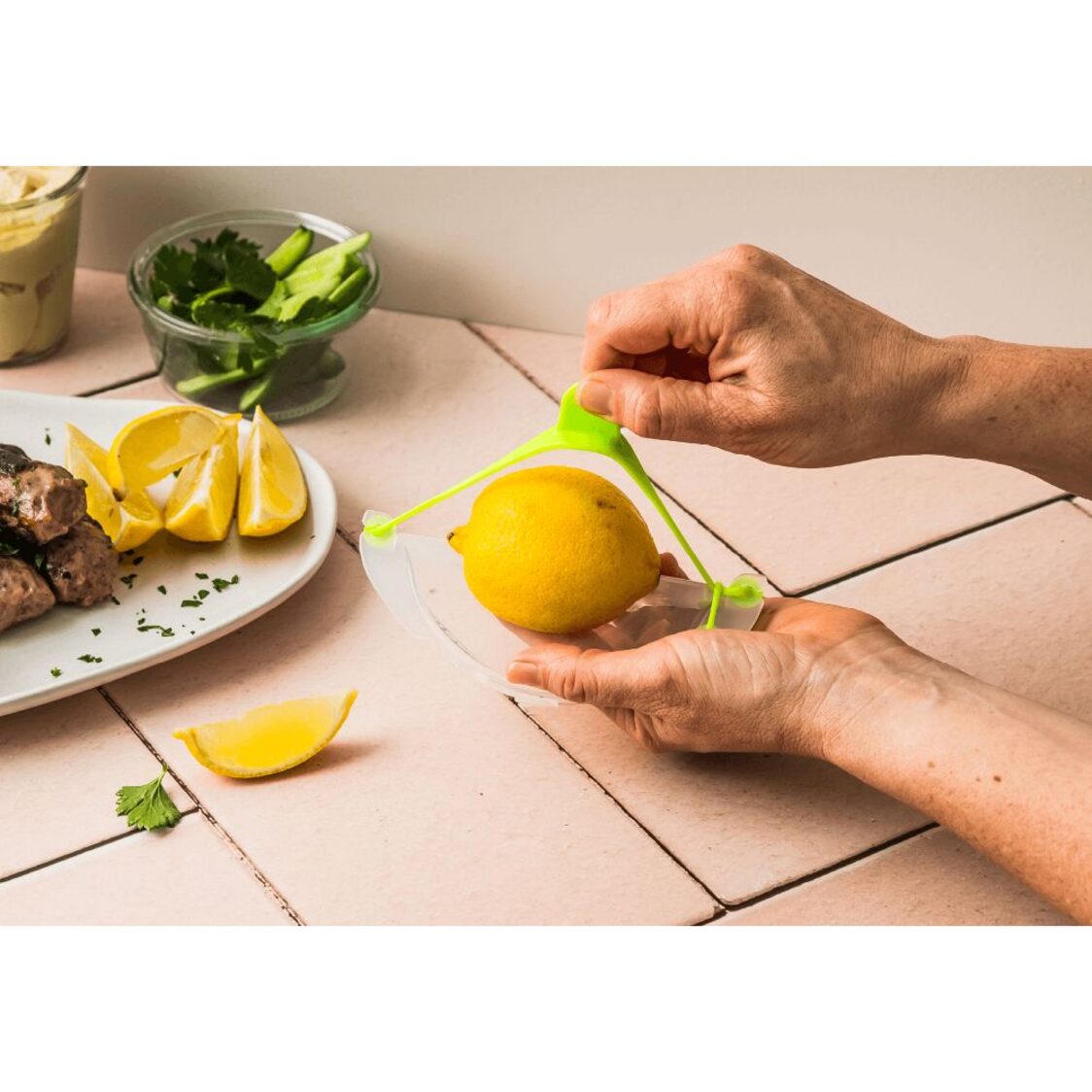 Dreamfarm Food Saver With Strap