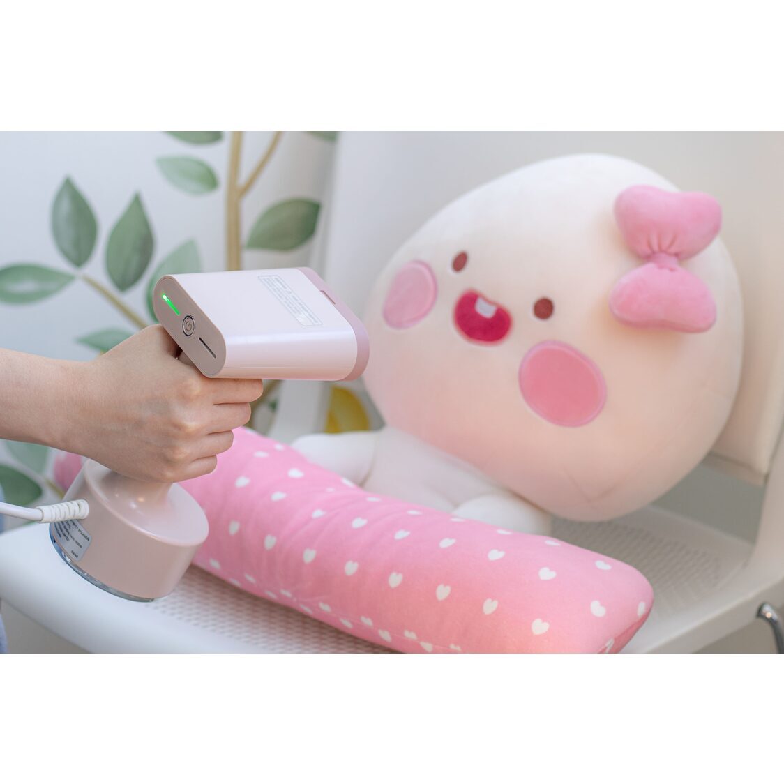 Bruno Styling Handy Steamer - Pink Beige