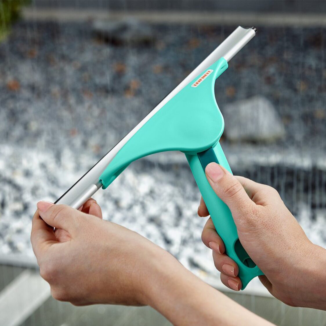 Leifheit Squeegee Window Slider M L51425