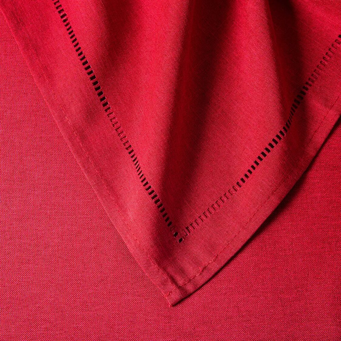 J. Rapee Sonia Tablecloth 150x230 Red