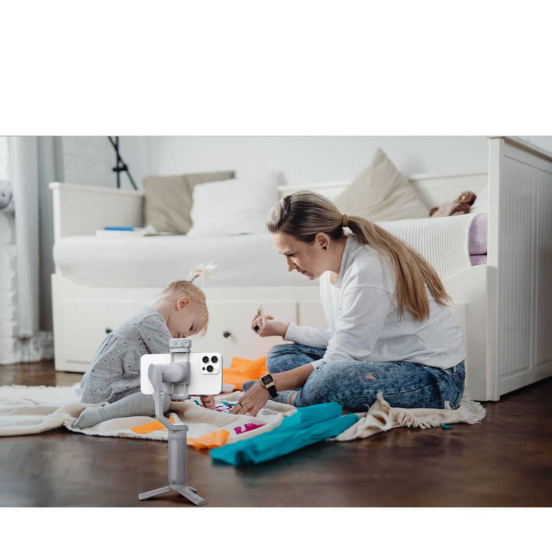 Hohem iSteady XE 3-Axis Palm Smartphone Gimbal