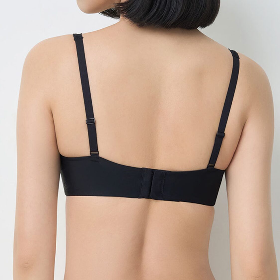 Triumph Body Make Up Illusion Lace Wired Padded Bra Black