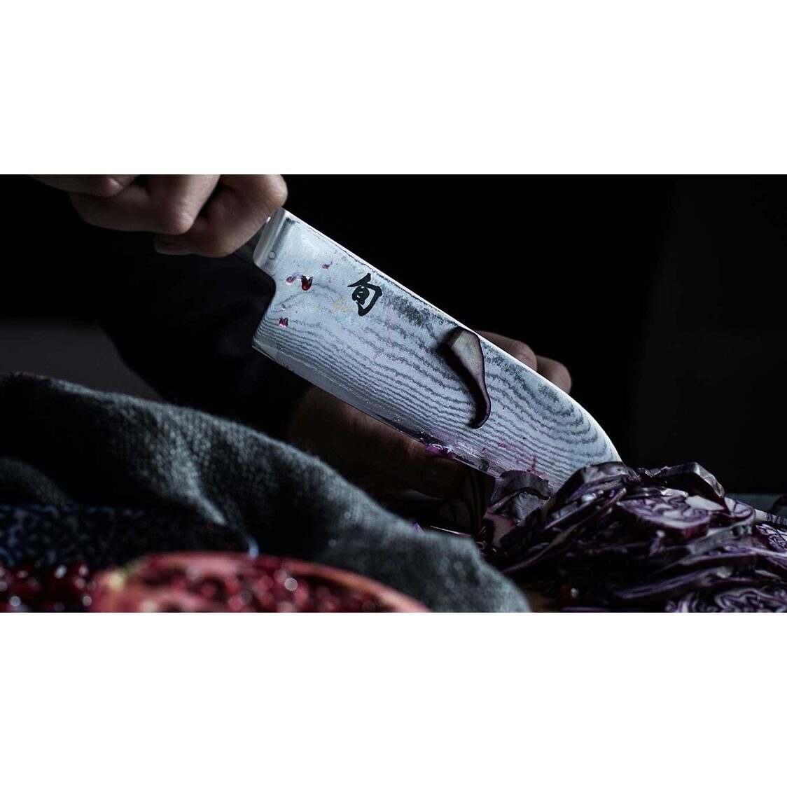 KAI SHUN (旬) Classic 14cm Santoku Knife (DM-0727)