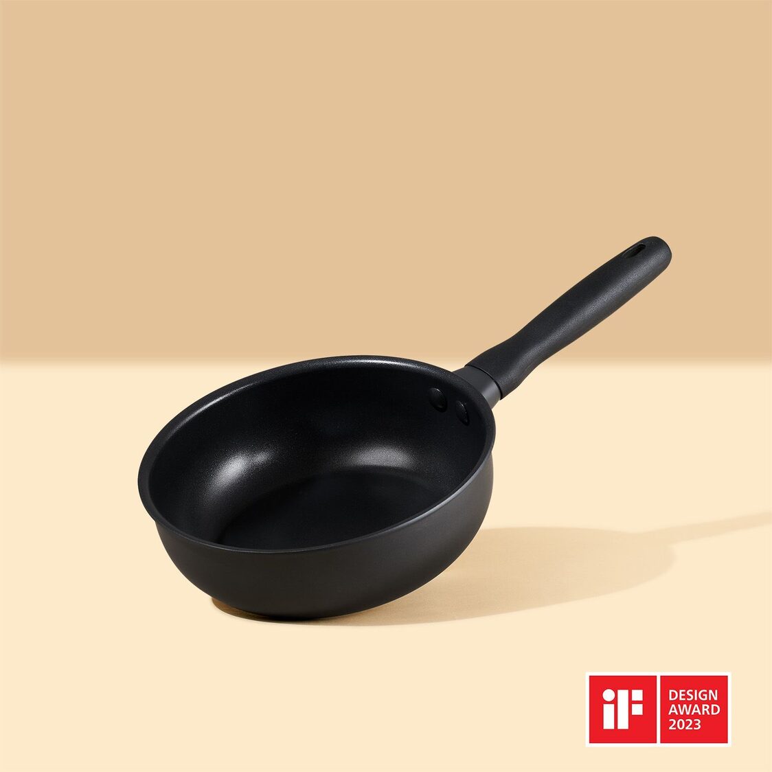 Meyer Midnight Nonstick Hard Anodized Saucier Pan (Induction)