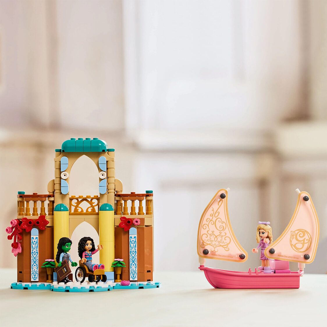 Lego Wicked Glinda, Elphaba & Nessarose at Shiz University Building Set 75681