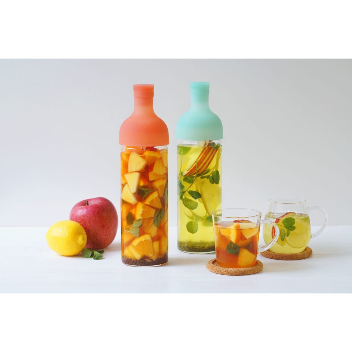 HARIO "Tropical" Cold Brew Tea Filter In Bottle 750ml - Hawaiian Green (FIB-75TP-HGN)