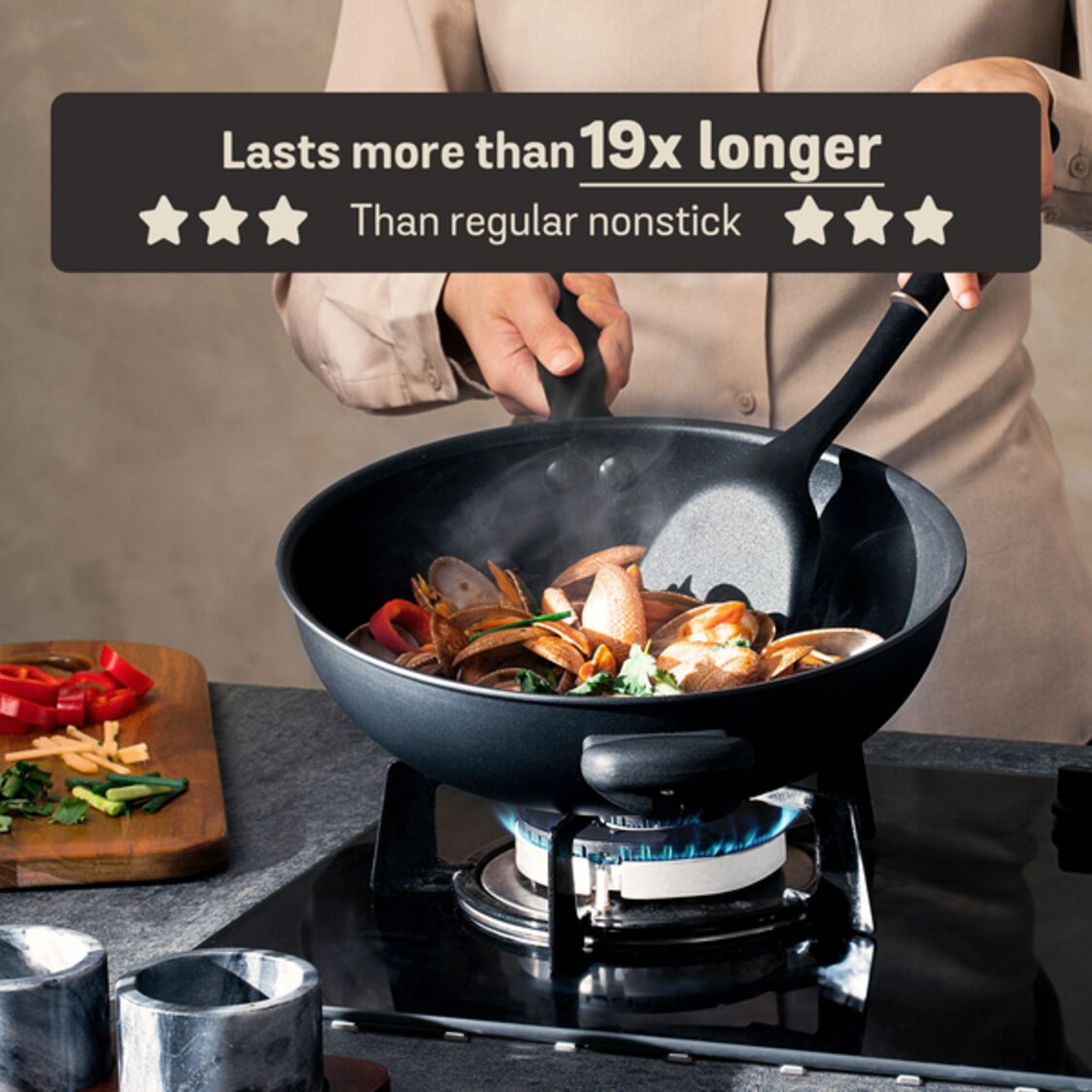Meyer Midnight Nonstick 28cm Hard Anodized Open Stirfry With Helping Handle (Induction) 85078