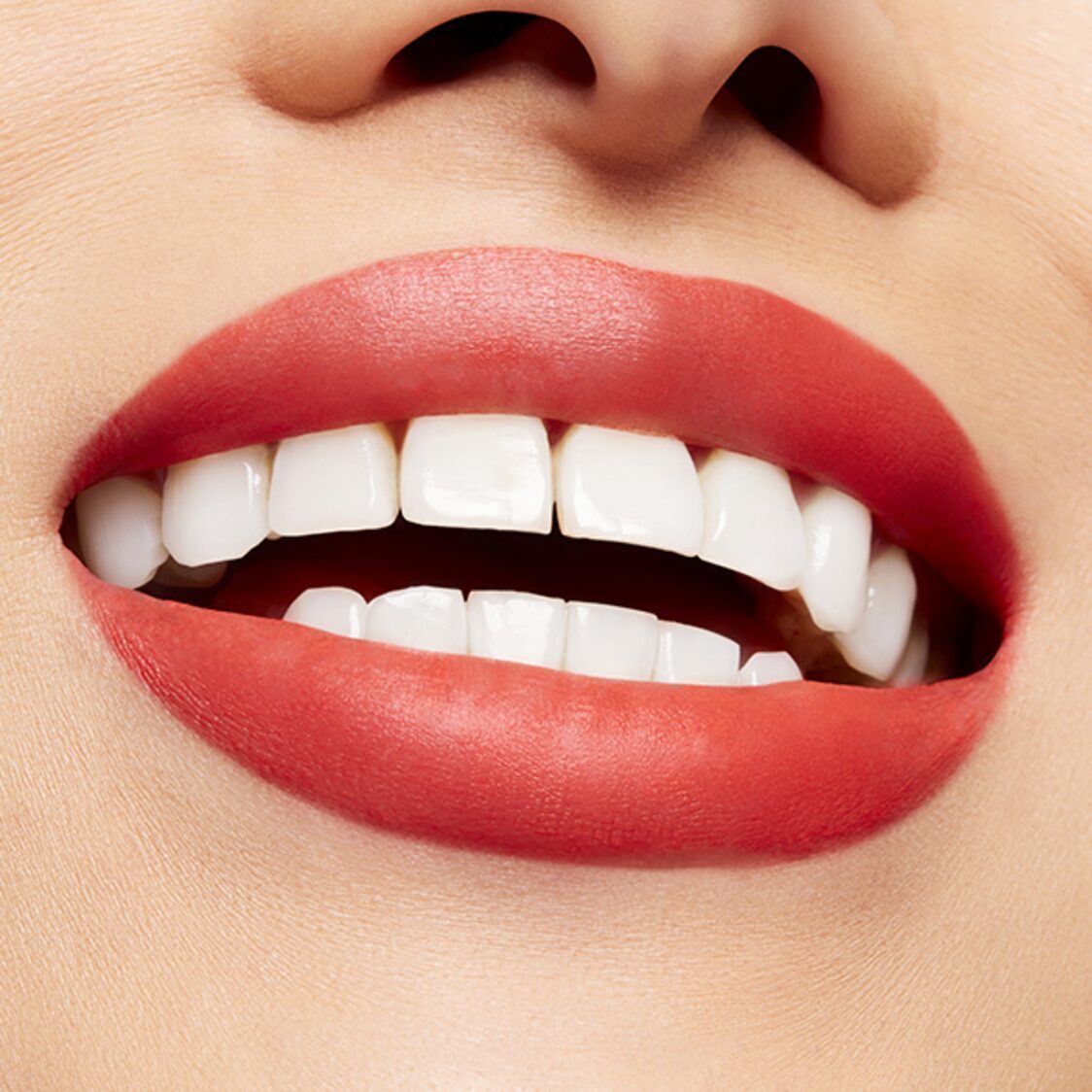 MAC Powder Kiss Velvet Blur Slim Stick 2g