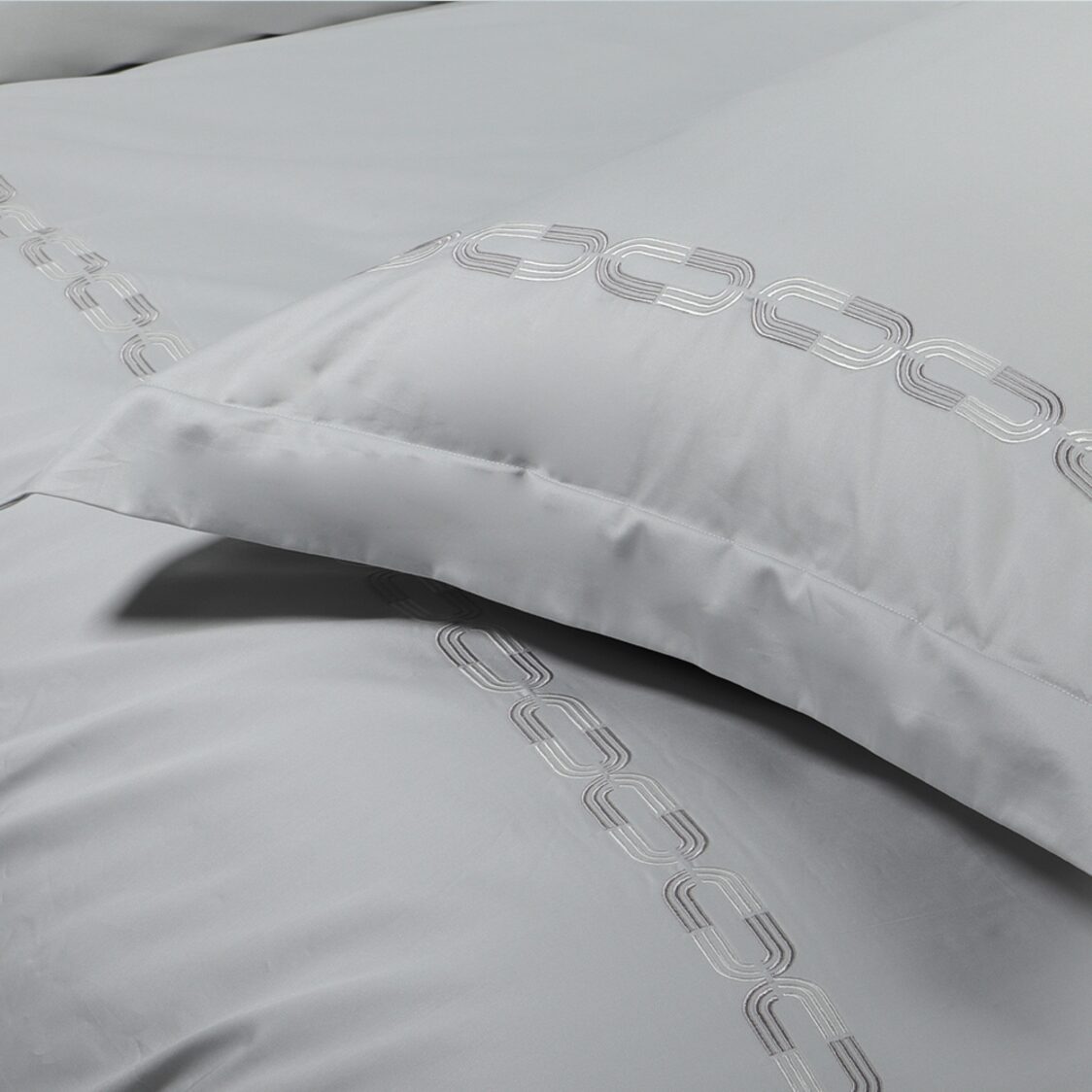 Bellami Embroidery Bed Set - Silver