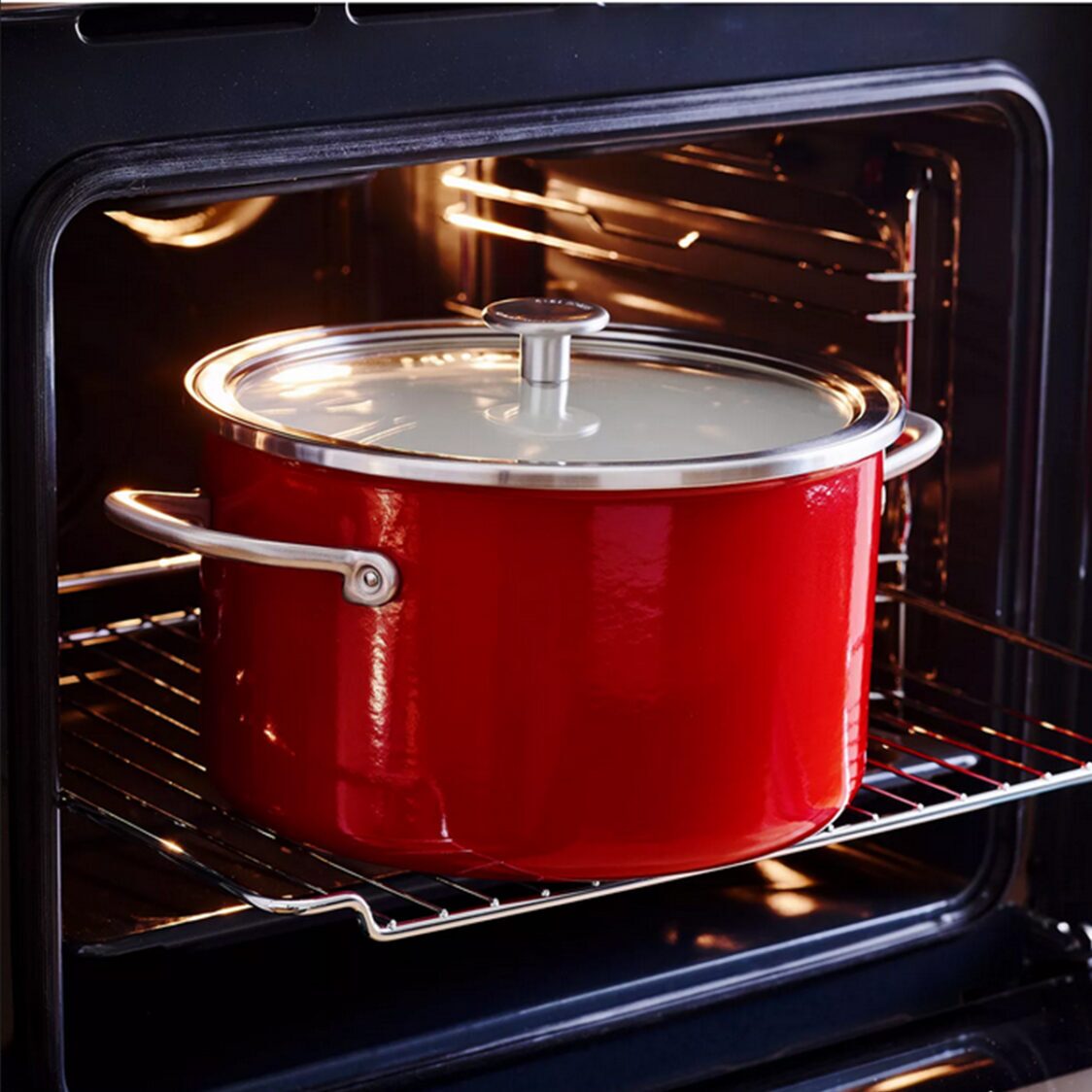 Kitchenaid 24cm Cast-Iron Enamel Casserole Red (GPKA668602) + Free Tupperware Smart Rice Dispenser