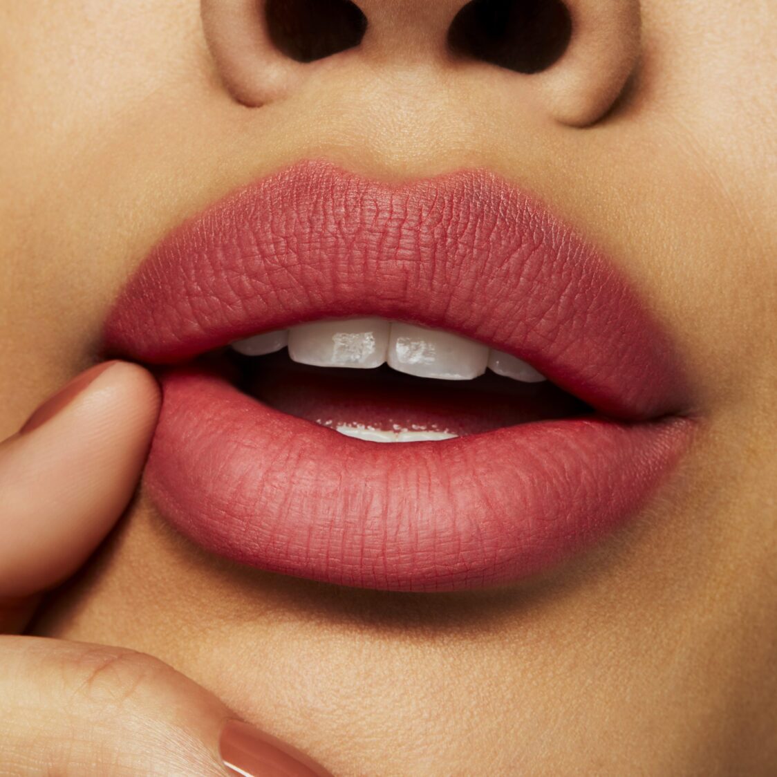 MAC Powder Kiss Lipstick 3g