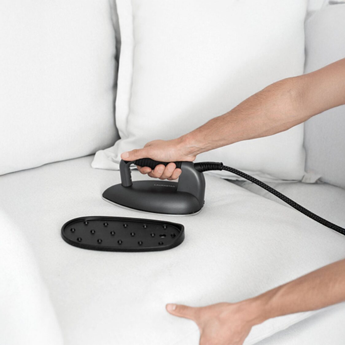 Laurastar Lift Xtra Titan UK