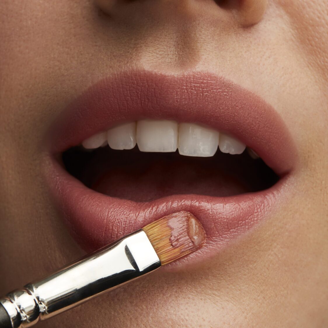 MAC Lustreglass Sheer-Shine Lipstick