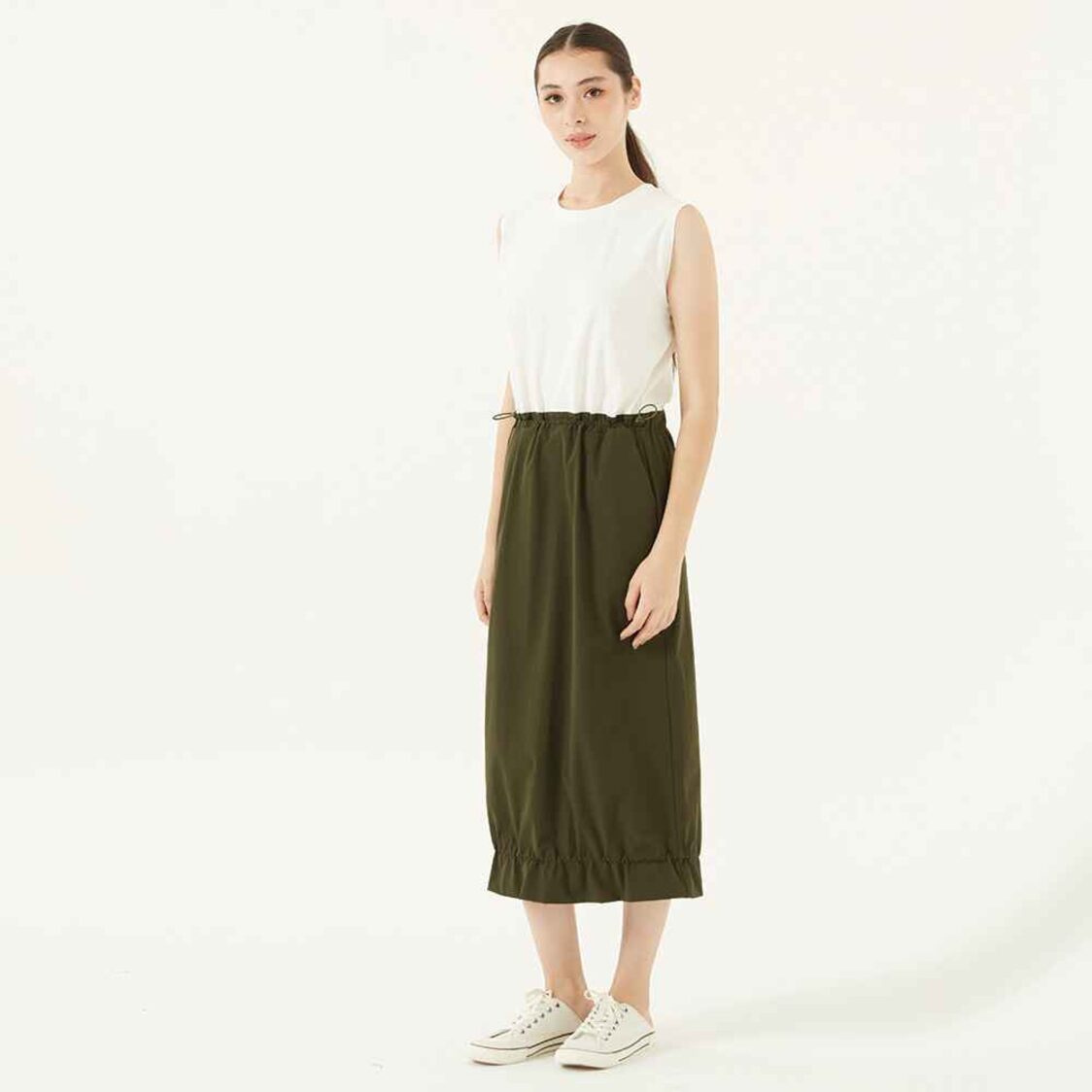 K/Woods Sleeveless Dress In Off White/Olive