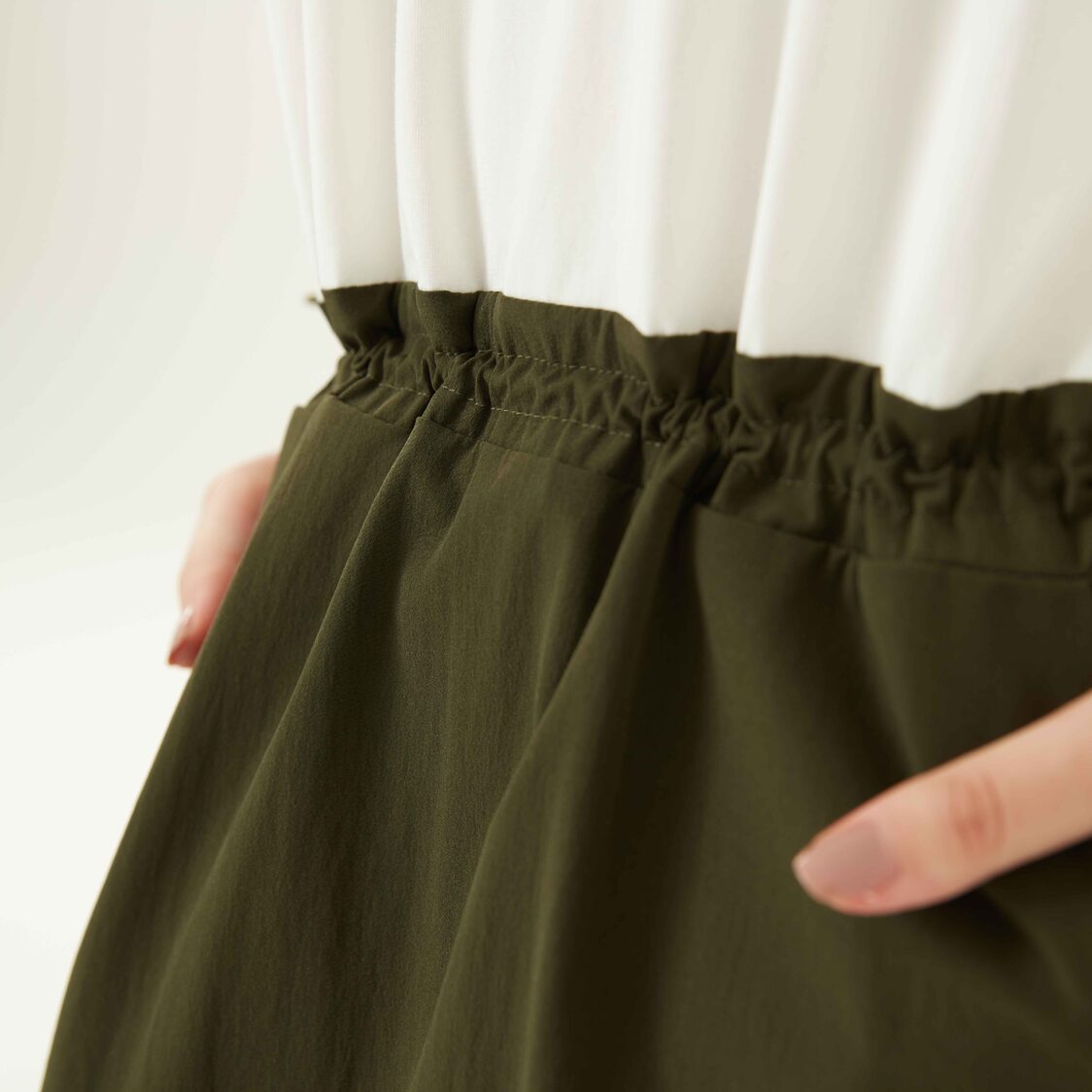 K/Woods Sleeveless Dress In Off White/Olive