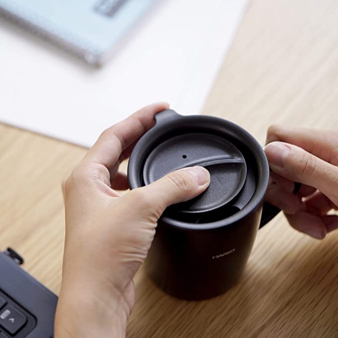 HARIO Heat Retention Mug with Lid 300ml - Black (SMF-300B)