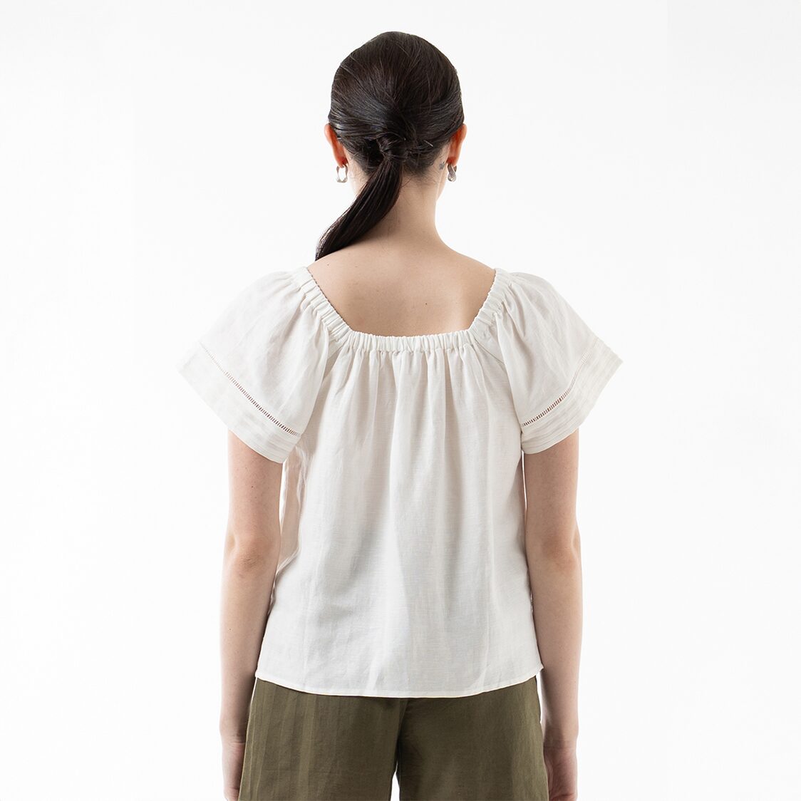 K/Woods Boho Breeze Peasant Top in Off White