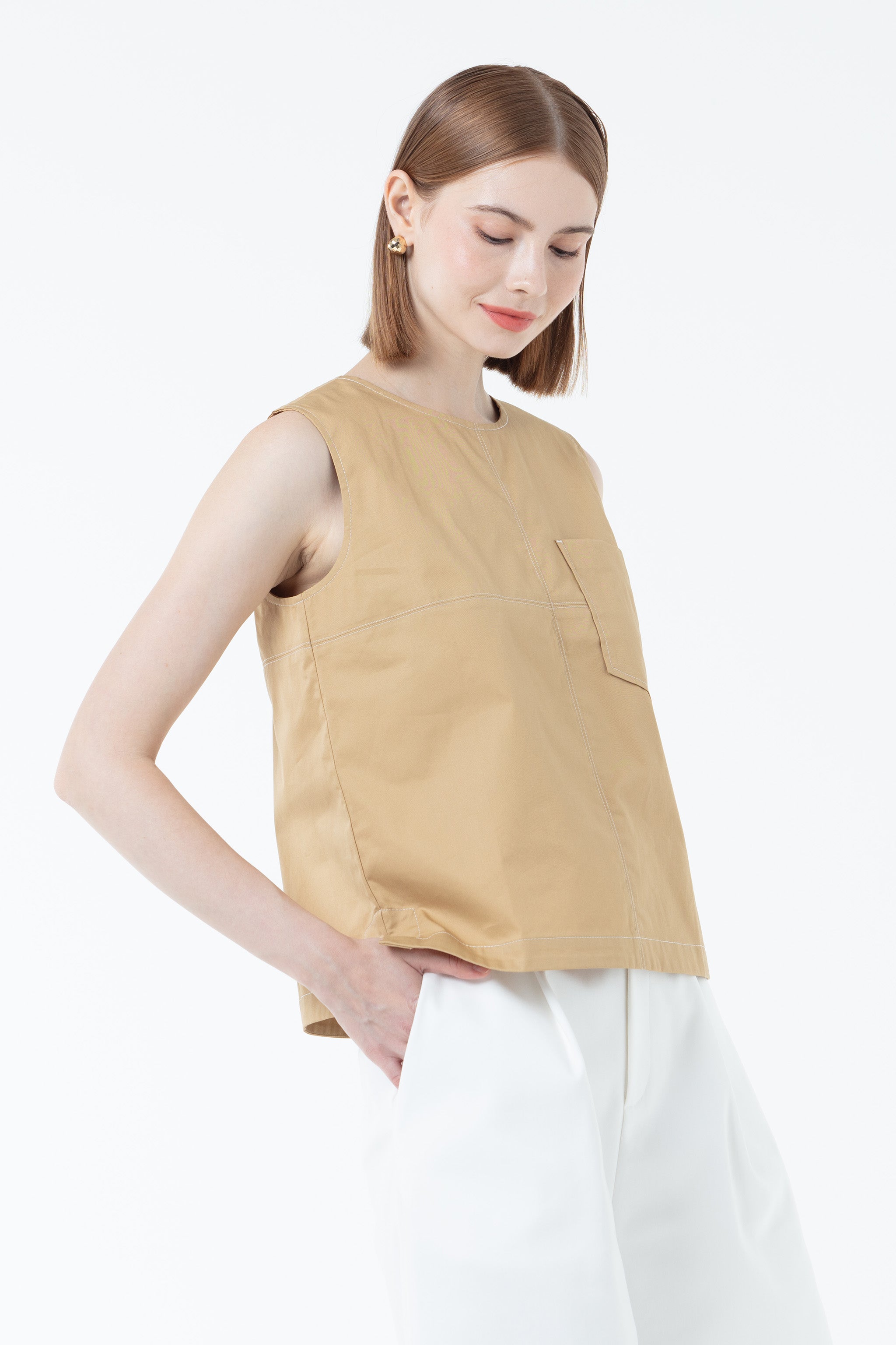 K/Woods Stitchline Top