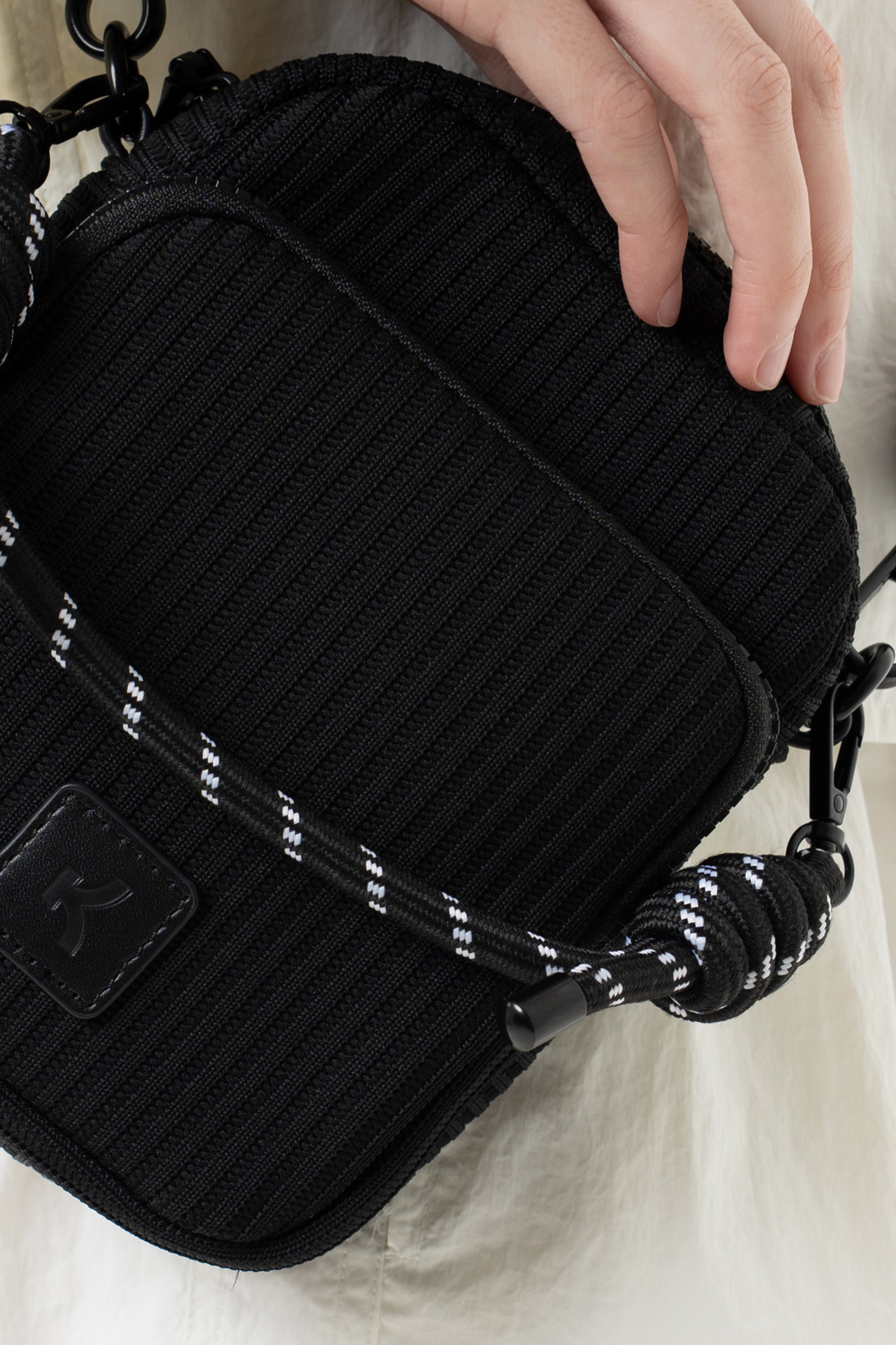 K/Woods Mini Axis Mini Shoulder Sling Pouch