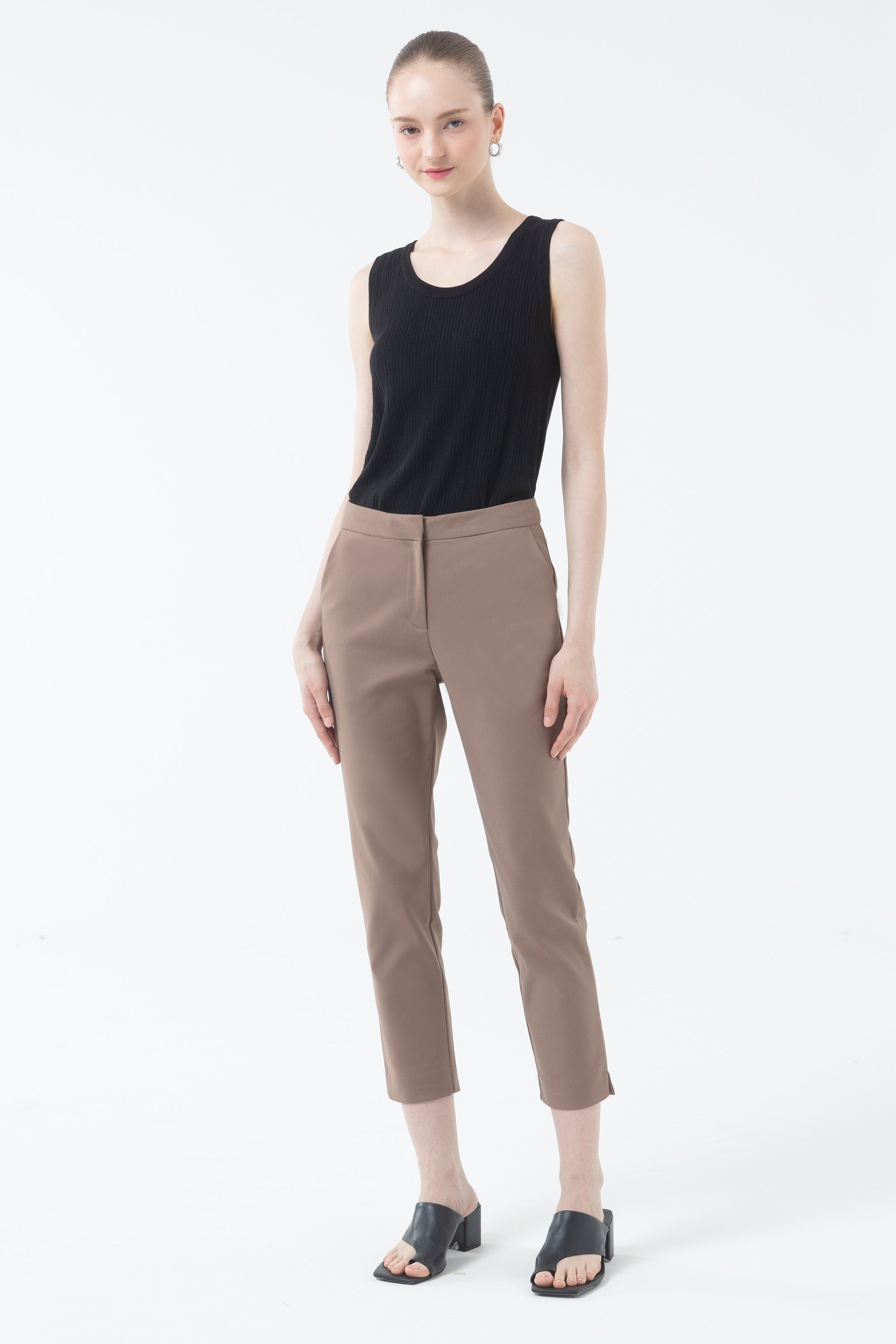 K/Woods Essential Ankle City Pants