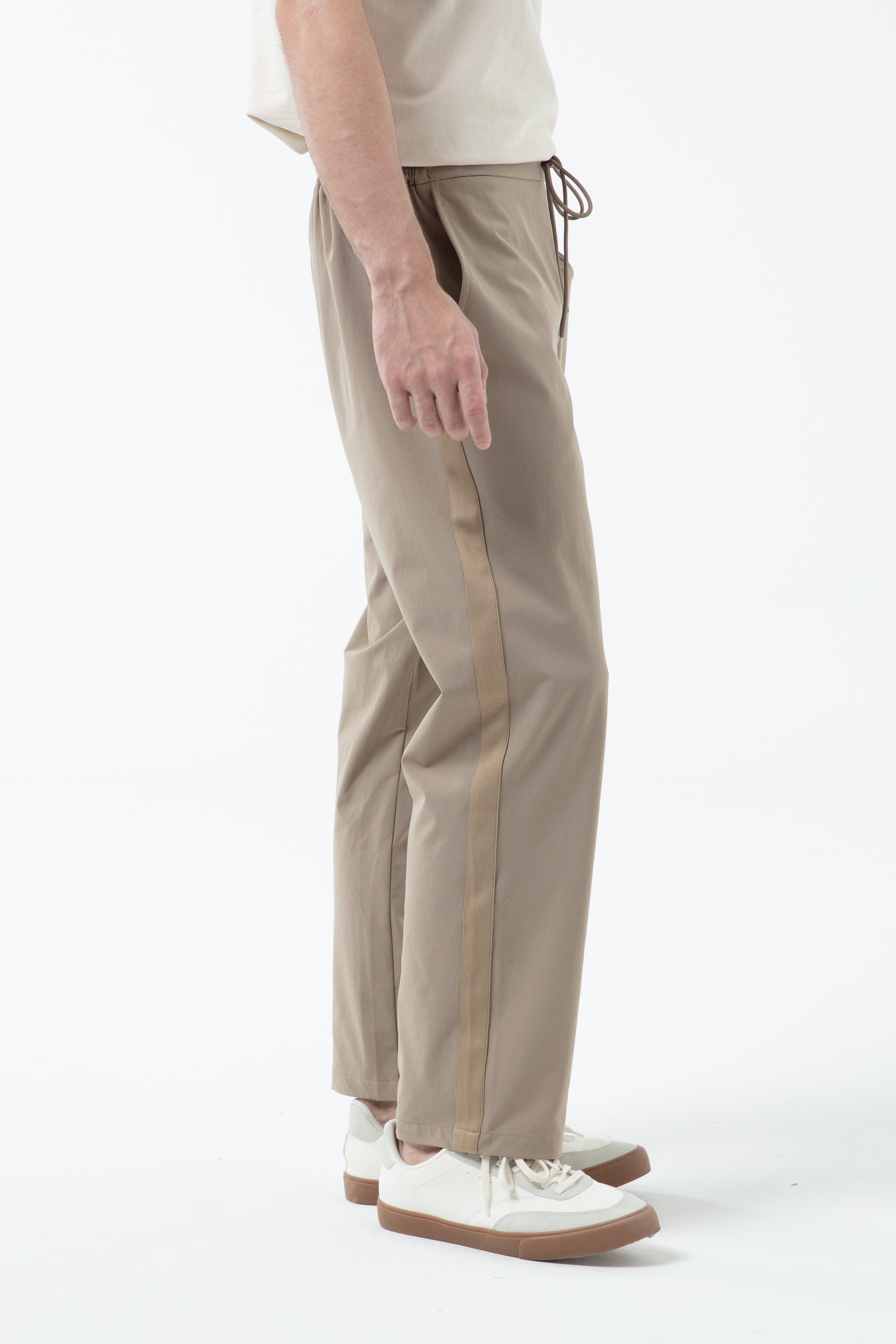 K/Woods Mens Voyager Cargo Joggers