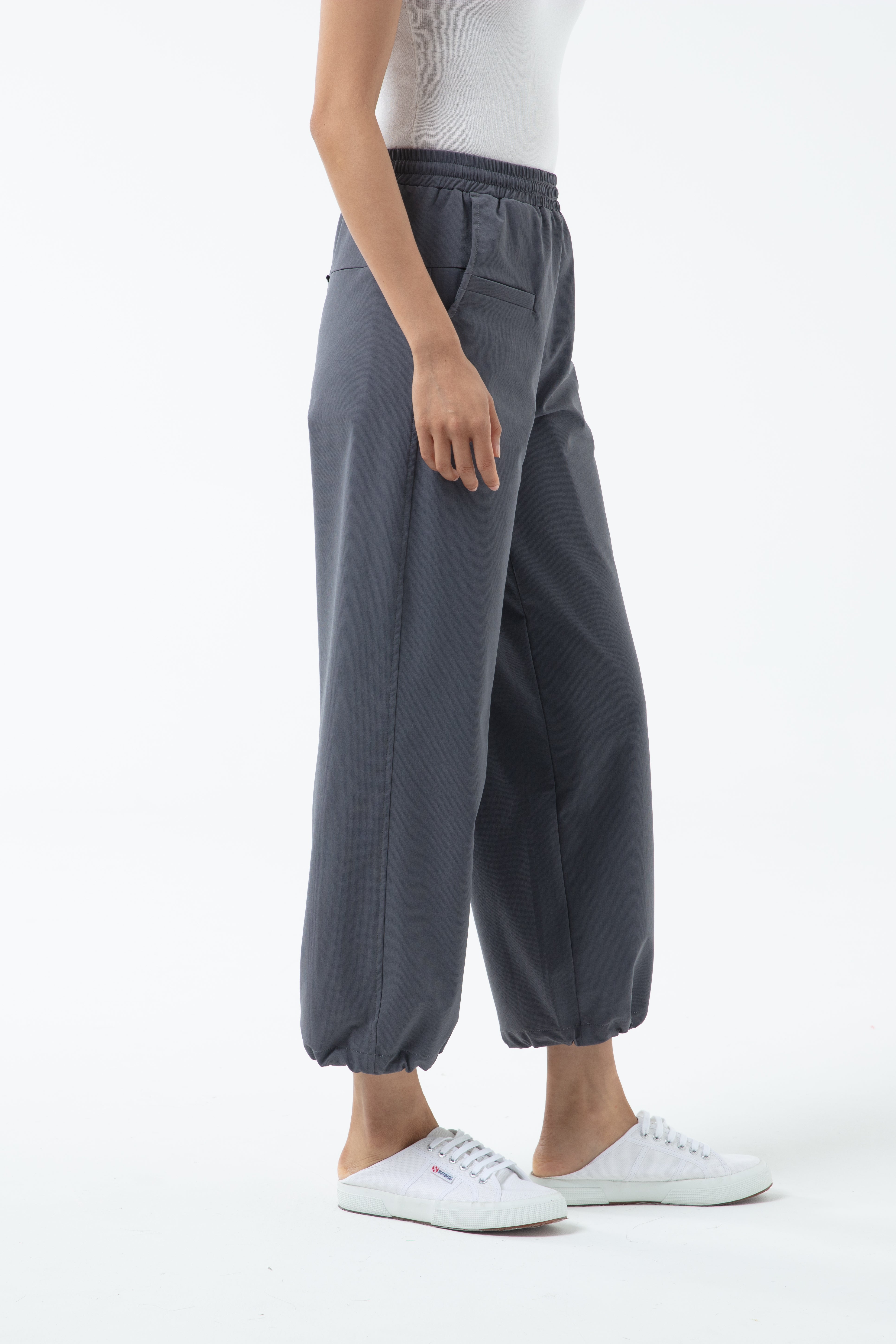 K/Woods Women Voyager Pants