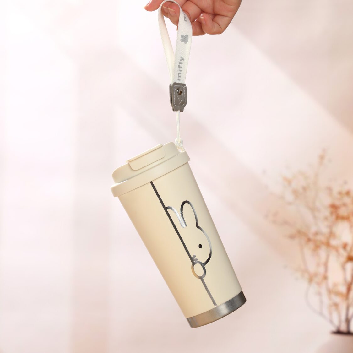 VIPO X Miffy Golden Vacuum Cup 580ml MIF37391