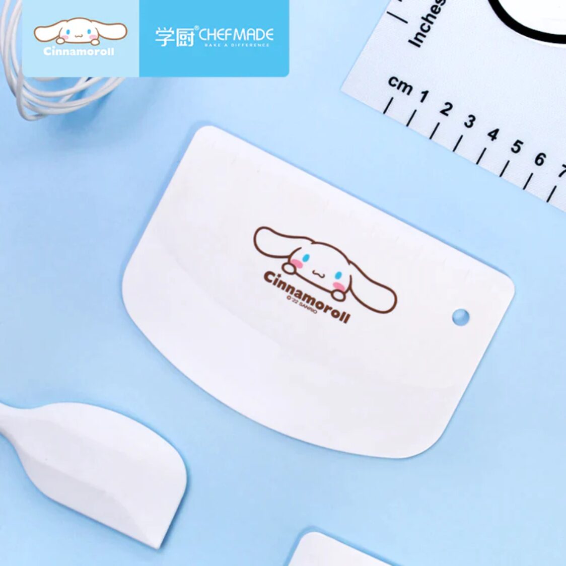 Chefmade Plastic Dough Cutter And Scraper L13.5xW9.1xH0.2cm WH Cinnamoroll (1898cm-CL5002)