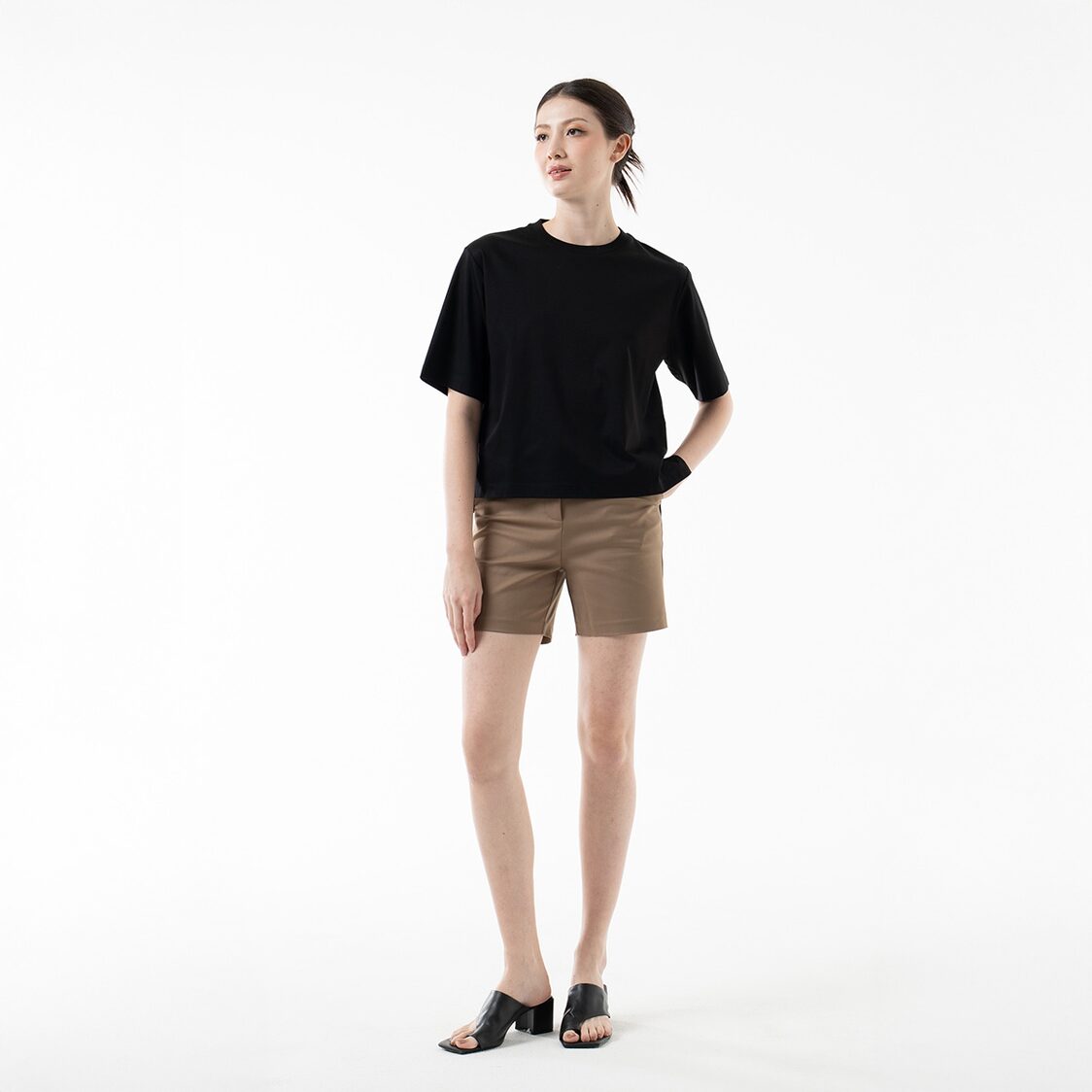 K/Woods Essential Boxy Tee in Black