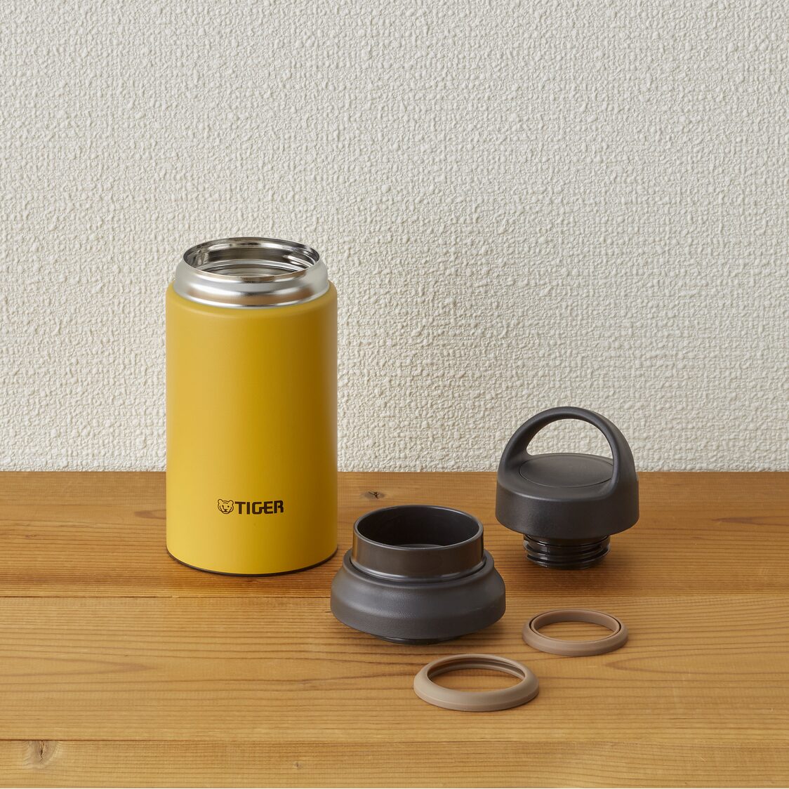 Tiger Anti-Bacteria Double Stainless Steel Bottle 400ml (MCZ-S040)