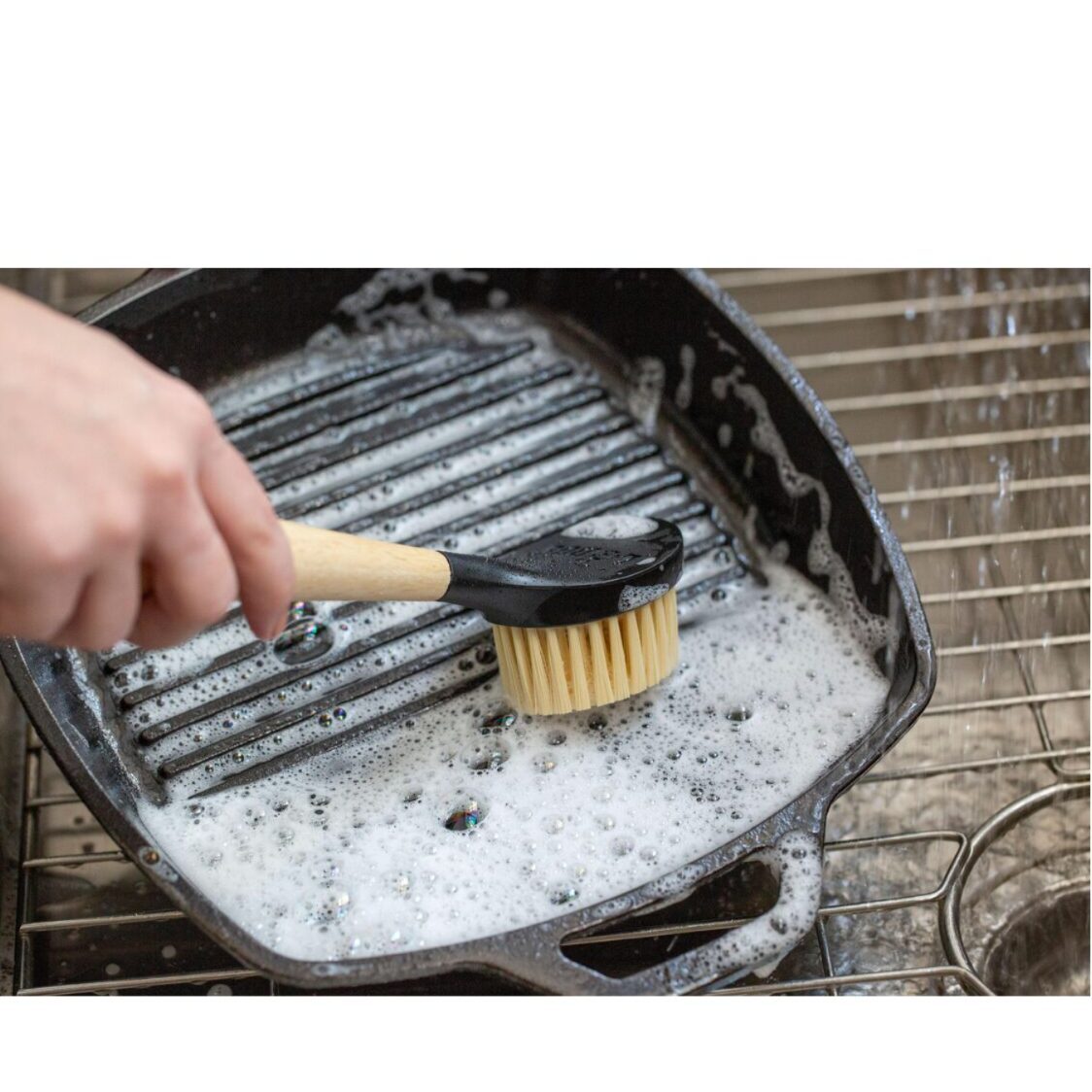 Lodge Scrub Brush 10 Inch