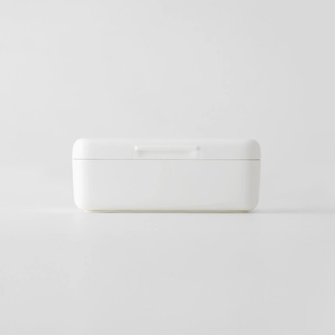 Marna Butter Dish with Slicer - White