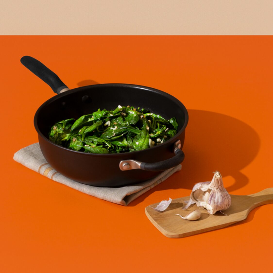 Meyer Accent Nonstick 26cm | 4.3L Open Chef's Pan with Helping Handle (Induction)
