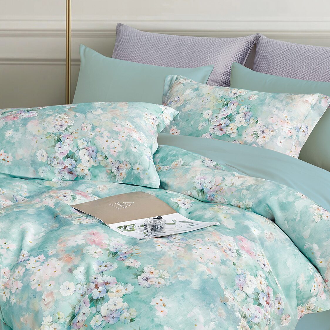 Suzanne Sobelle Bloomsbury Luxury Tencel CMSS95 Tealia-Deluxe Fitted Sheet Set / Bed Set / Comforter