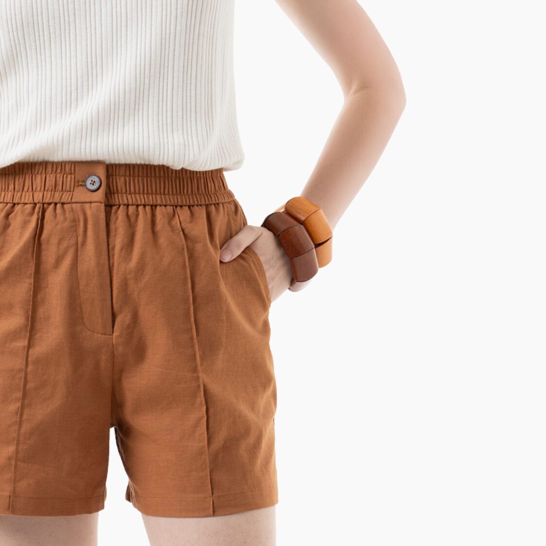 K/Woods Essential Linen Shorts in Caramel