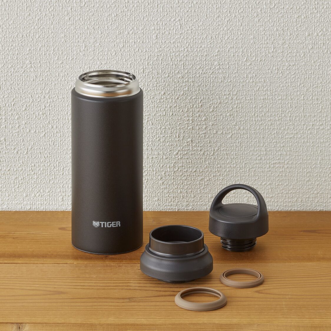 TIGER Anti-Bacterial Double Stainless Steel Bottle 600ml - Stargaze (MCZ-S060 KC)