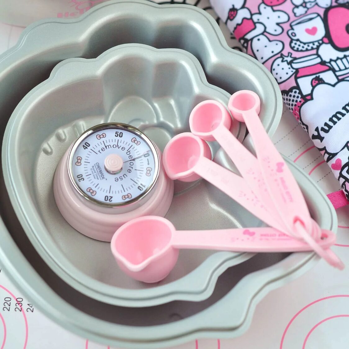 Chefmade PP Measuring Spoon 4pc Hello Kitty 1898cm - KT7036 - Metro Singapore Departmental Store - Celebrating 69 Years in SG