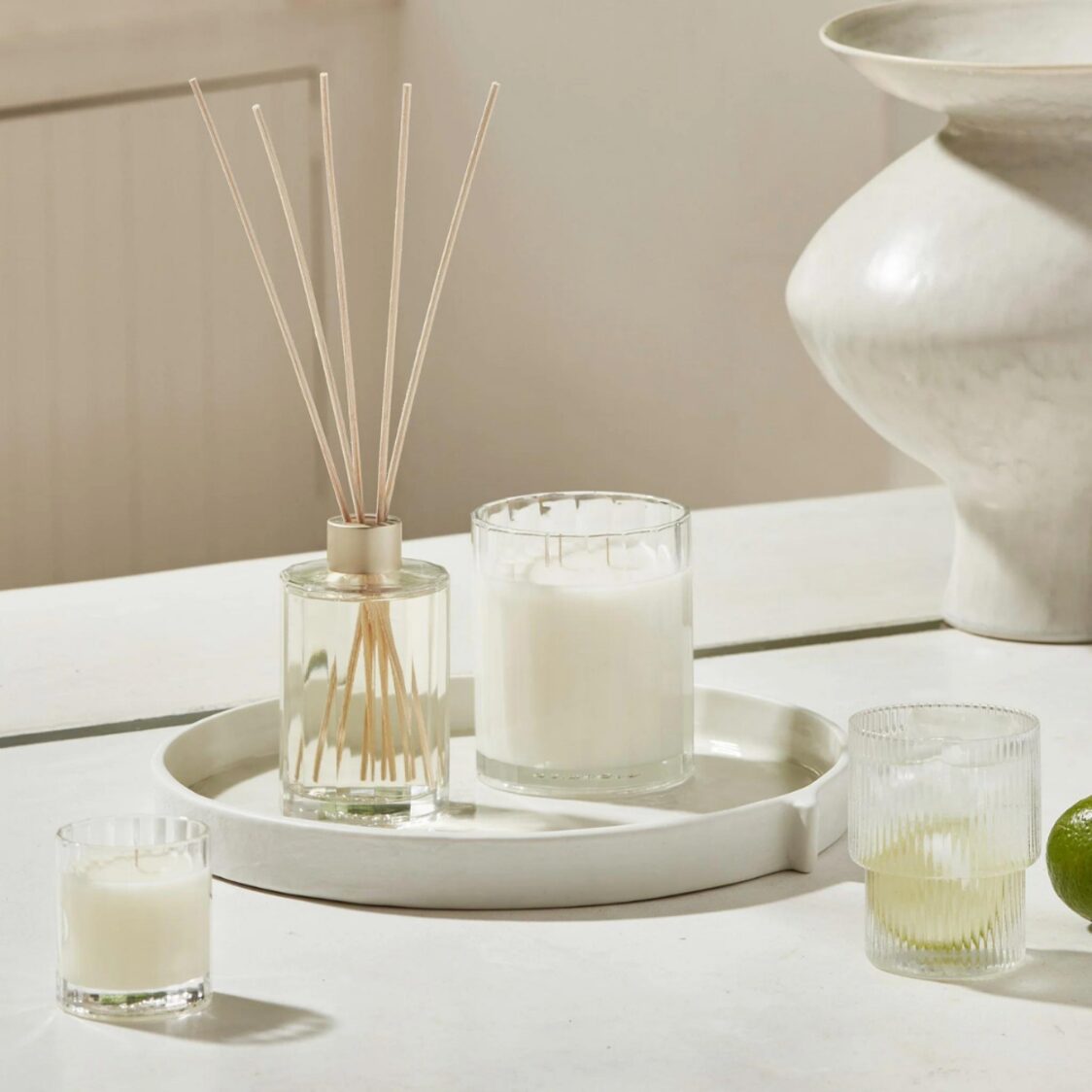Circa Soy Candle - Pear & Lime - Metro Singapore Departmental Store - Celebrating 69 Years in SG